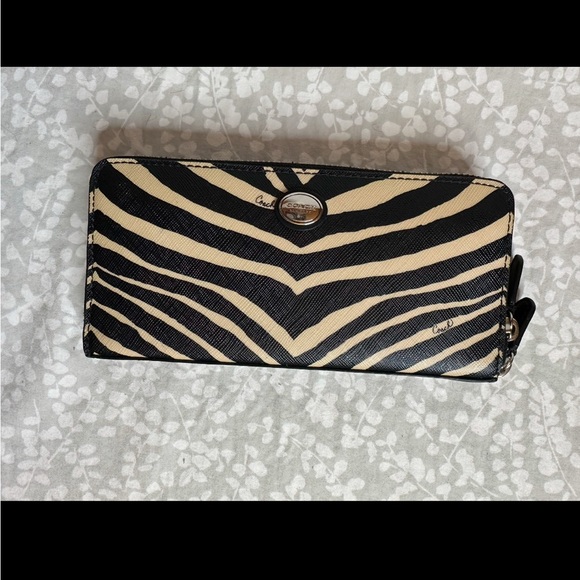 Coach Zebra Print Accordion Wallet F52530 - Picture 1 of 4